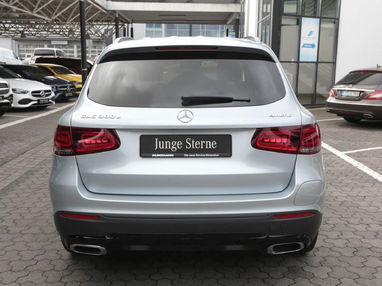 Mercedes-Benz GLC 300 e 4M Night MBUXNavi+ EasyPack 360° AHK