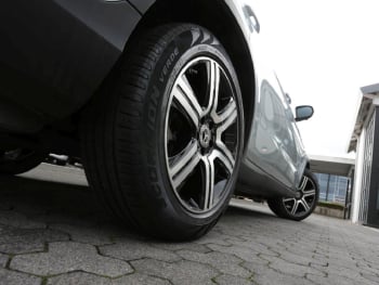 Mercedes-Benz GLC 300 e 4M Night MBUXNavi+ EasyPack 360° AHK Mercedes-Benz GLC 300 e 4M Night MBUXNavi+ EasyPack 360° AHK