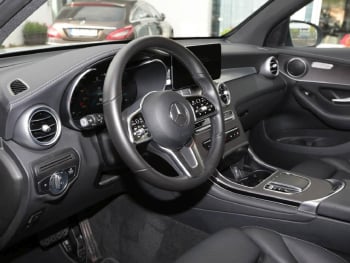 Mercedes-Benz GLC 300 e 4M Night MBUXNavi+ EasyPack 360° AHK Mercedes-Benz GLC 300 e 4M Night MBUXNavi+ EasyPack 360° AHK