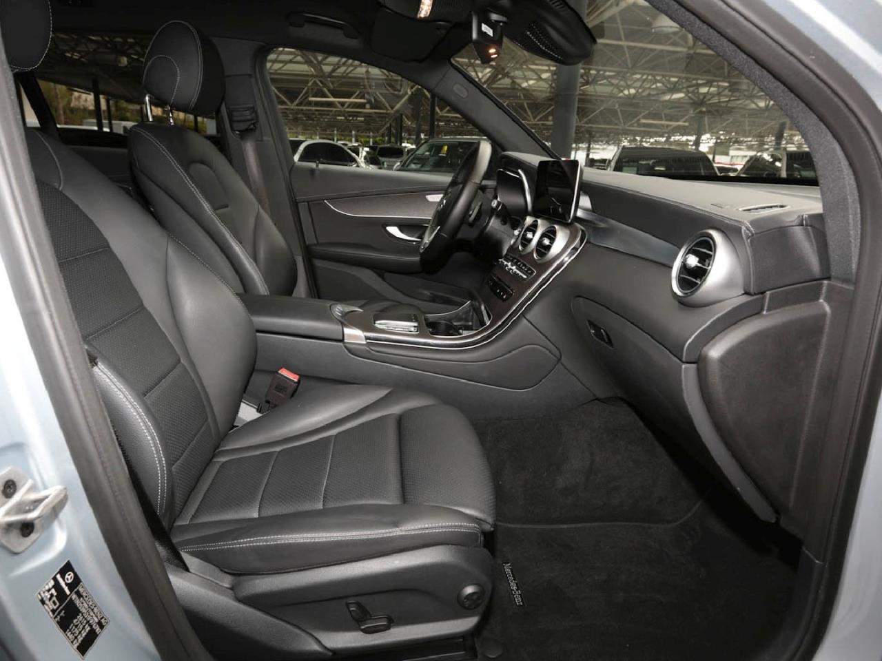 Mercedes-Benz GLC 300 e 4M Night MBUXNavi+ EasyPack 360° AHK