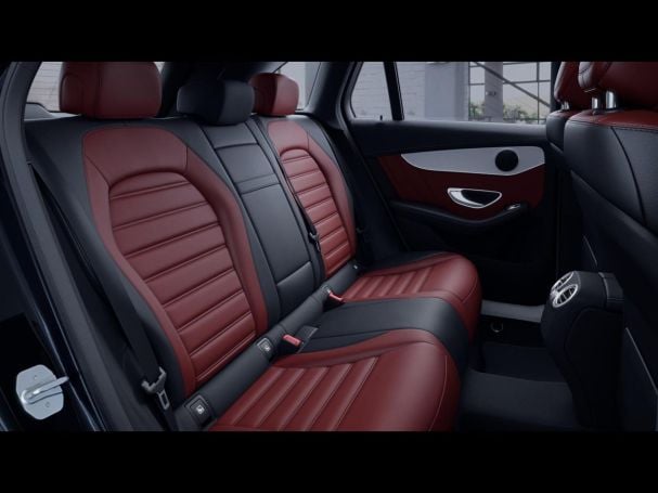 Mercedes-Benz GLC 300 e 4M AMG Night Panorama Distronic 360° Mercedes-Benz GLC 300 e 4M AMG Night Panorama Distronic 360°
