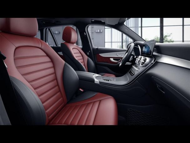 Mercedes-Benz GLC 300 e 4M AMG Night Panorama Distronic 360° Mercedes-Benz GLC 300 e 4M AMG Night Panorama Distronic 360°
