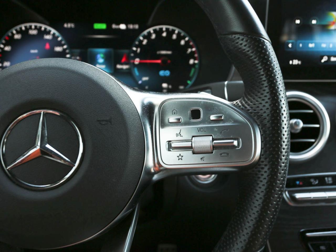 Mercedes-Benz GLC 300 e 4M AMG Night Memory EasyPack ParkP