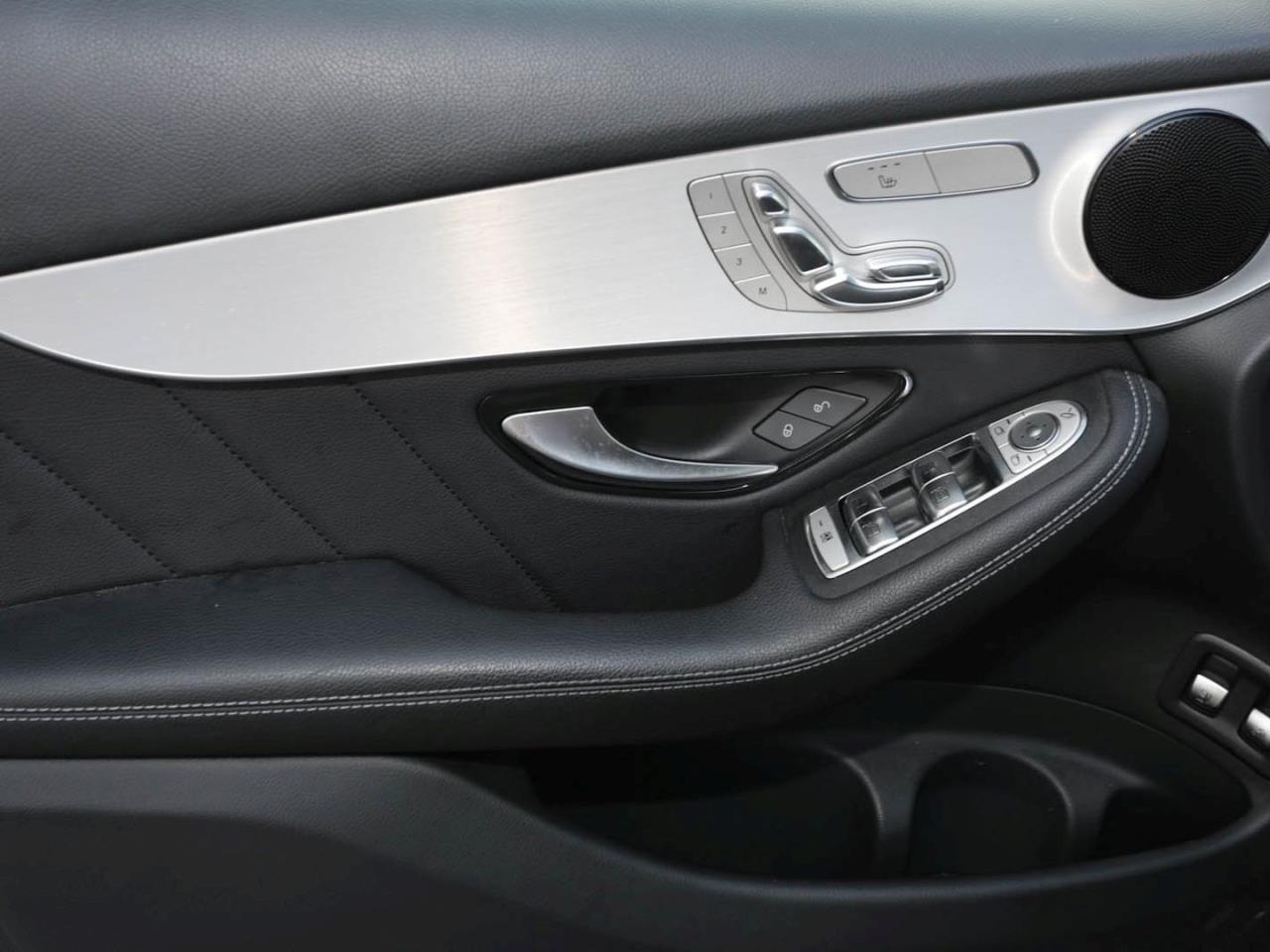 Mercedes-Benz GLC 300 e 4M AMG Night Memory EasyPack ParkP