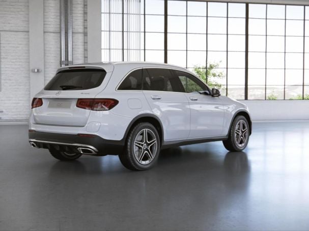 Mercedes-Benz GLC 300 e 4M AMG MBUX Navi+ Kamera Easy-Pack Mercedes-Benz GLC 300 e 4M AMG MBUX Navi+ Kamera Easy-Pack