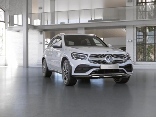 Mercedes-Benz GLC 300 e 4M AMG MBUX Navi+ Kamera Easy-Pack Mercedes-Benz GLC 300 e 4M AMG MBUX Navi+ Kamera Easy-Pack
