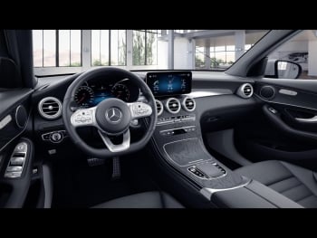 Mercedes-Benz GLC 300 e 4M AMG Panorama Distronic Easy-P 360°