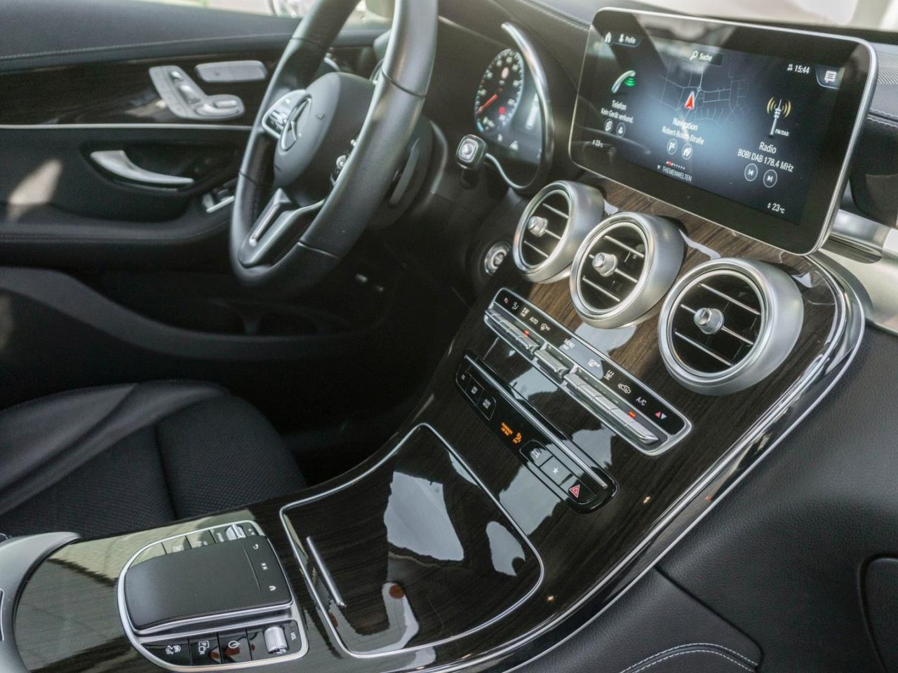 Mercedes-Benz GLC 300 e 4M Exclusive Memory Spur-Paket 360°