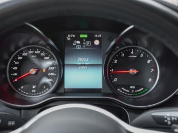 Mercedes-Benz GLC 300 e 4M Exclusive MBUX Navi EasyP AHK ParkP