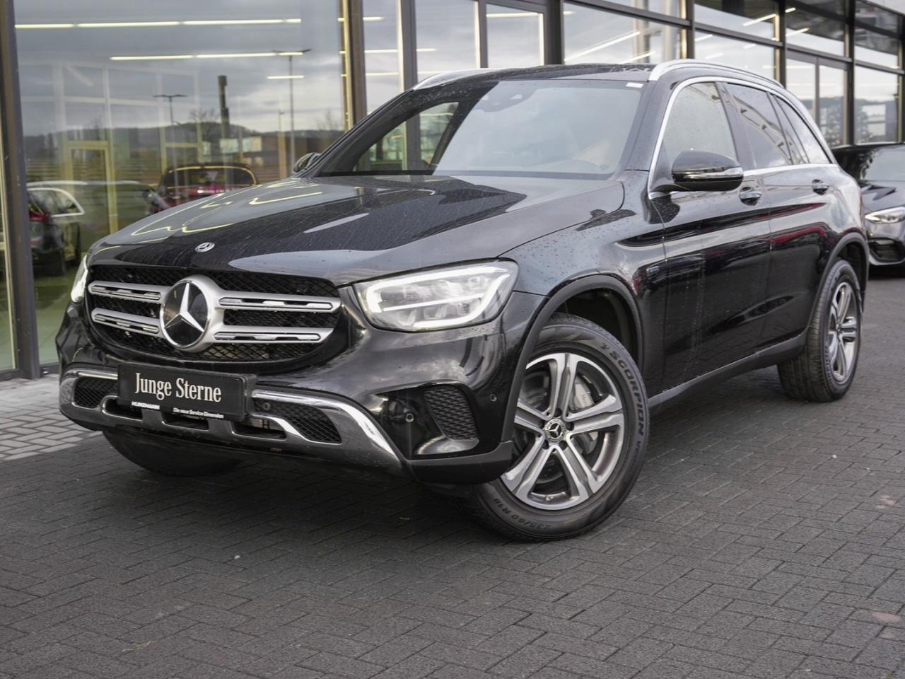 Mercedes-Benz GLC 300 e 4M Exclusive MBUX Navi EasyP AHK ParkP