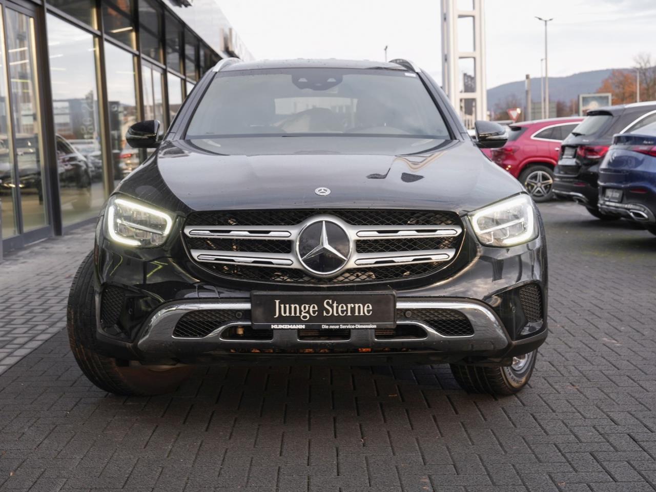 Mercedes-Benz GLC 300 e 4M Exclusive MBUX Navi EasyP AHK ParkP