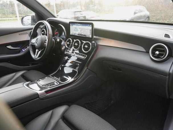 Mercedes-Benz GLC 300 e 4M Exclusive MBUX Navi EasyP AHK ParkP