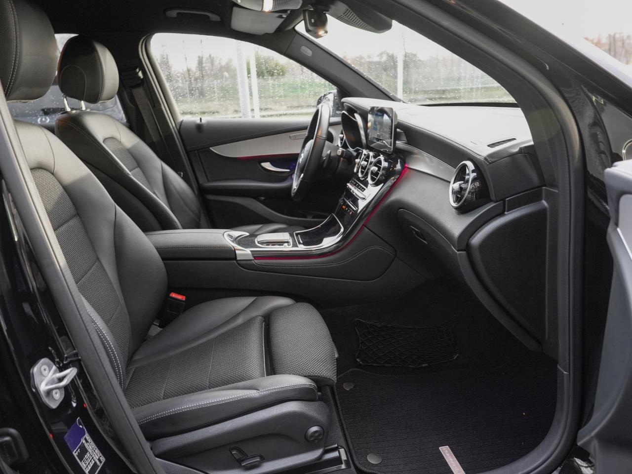 Mercedes-Benz GLC 300 e 4M Exclusive MBUX Navi EasyP AHK ParkP