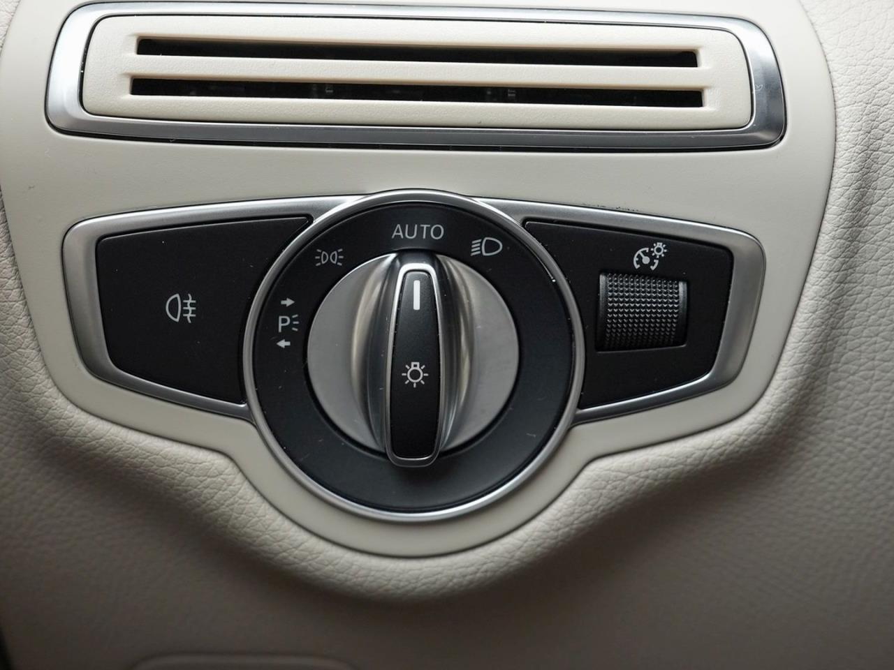 Mercedes-Benz GLC 300 e 4M Exclusive Night Distronic 360° AHK