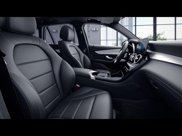 Mercedes-Benz GLC 300 e 4M AMG Night Navi Panorama AHK Kamera