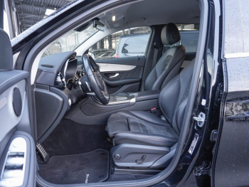 Mercedes-Benz GLC 300 e 4M MBUX Navi Kamera SpurhalteP AHK
