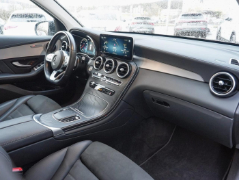 Mercedes-Benz GLC 300 e 4M MBUX Navi Kamera SpurhalteP AHK