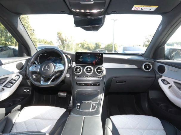 Mercedes-Benz GLC 300 e 4M AMG MBUXNavi+ Panorama EasyPack 360° Mercedes-Benz GLC 300 e 4M AMG MBUXNavi+ Panorama EasyPack 360°