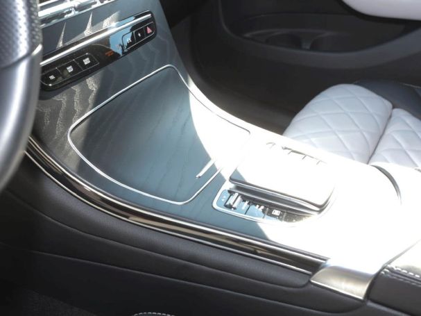 Mercedes-Benz GLC 300 e 4M AMG MBUXNavi+ Panorama EasyPack 360° Mercedes-Benz GLC 300 e 4M AMG MBUXNavi+ Panorama EasyPack 360°