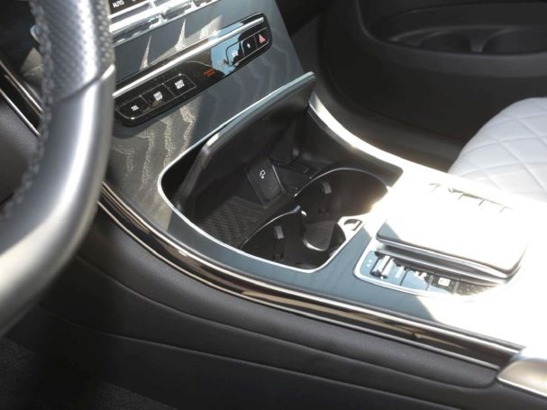 Mercedes-Benz GLC 300 e 4M AMG MBUXNavi+ Panorama EasyPack 360° Mercedes-Benz GLC 300 e 4M AMG MBUXNavi+ Panorama EasyPack 360°