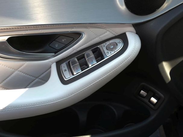 Mercedes-Benz GLC 300 e 4M AMG MBUXNavi+ Panorama EasyPack 360° Mercedes-Benz GLC 300 e 4M AMG MBUXNavi+ Panorama EasyPack 360°