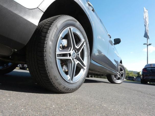 Mercedes-Benz GLC 300 e 4M AMG MBUXNavi+ Panorama EasyPack 360° Mercedes-Benz GLC 300 e 4M AMG MBUXNavi+ Panorama EasyPack 360°
