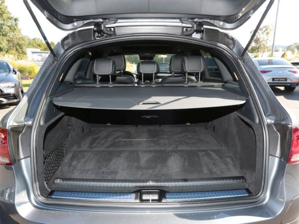 Mercedes-Benz GLC 300 e 4M AMG MBUXNavi+ Panorama EasyPack 360° Mercedes-Benz GLC 300 e 4M AMG MBUXNavi+ Panorama EasyPack 360°