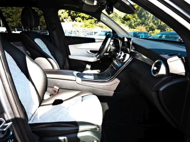 Mercedes-Benz GLC 300 e 4M AMG MBUXNavi+ Panorama EasyPack 360° Mercedes-Benz GLC 300 e 4M AMG MBUXNavi+ Panorama EasyPack 360°