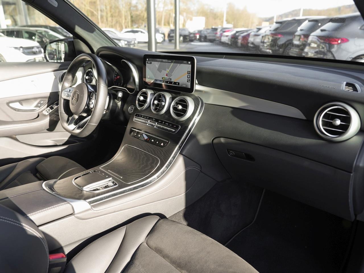 Mercedes-Benz GLC 300 e 4M AMG Night Memory 360° EasyP SpurP