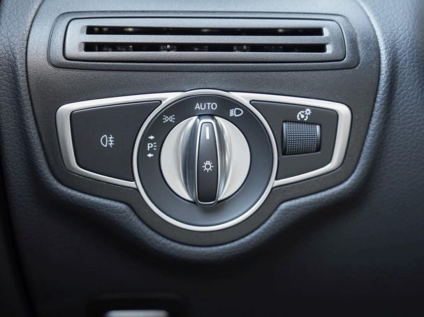 Mercedes-Benz GLC 300 e 4M AMG MBUX Navi EasyPack Kamera ParkP