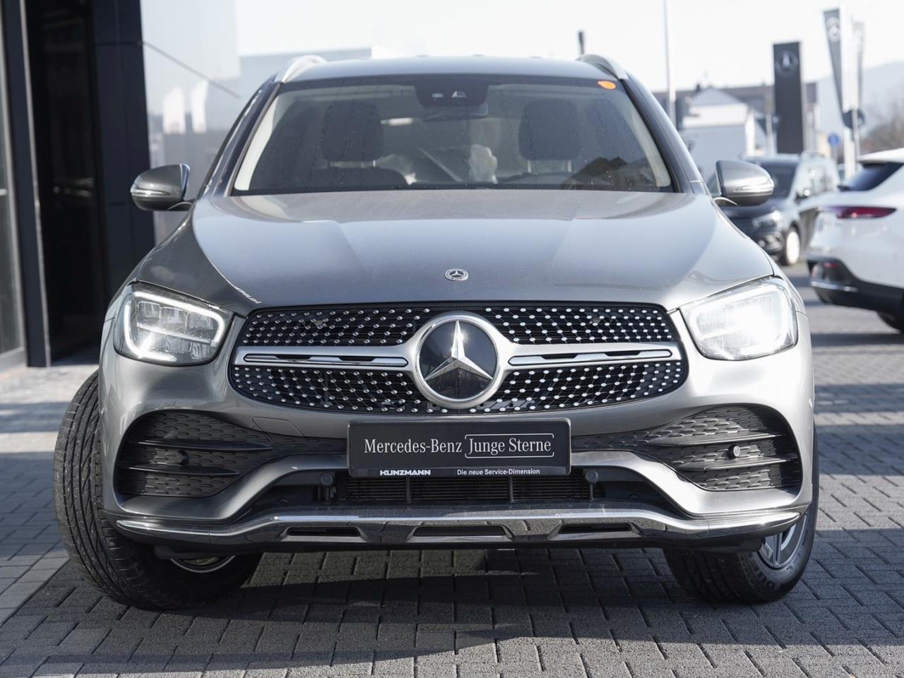 Mercedes-Benz GLC 300 e 4M AMG MBUX Navi EasyPack Kamera ParkP