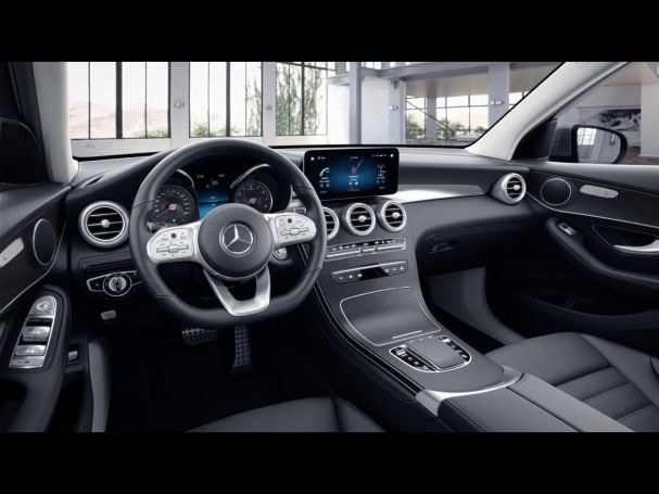Mercedes-Benz GLC 300 e 4M AMG MBUX Navi EasyPack Kamera ParkP