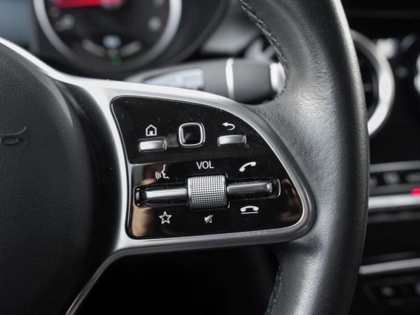 Mercedes-Benz GLC 300 e 4M MBUX Navi Kamera AHK Keyless-Go