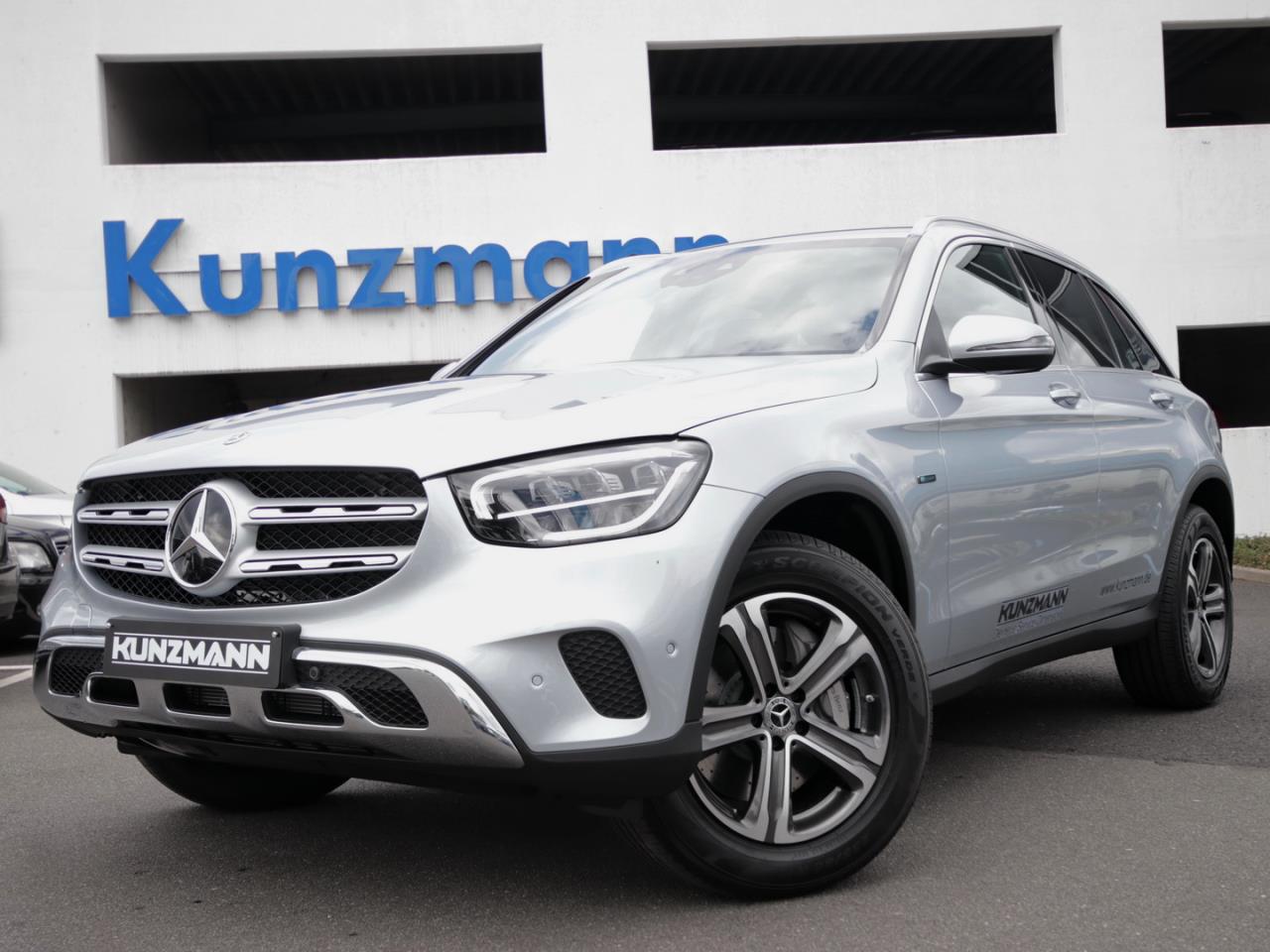 Mercedes Benz Glc 300 E 4matic Amg Mbux Navi Led Kamera Parkp