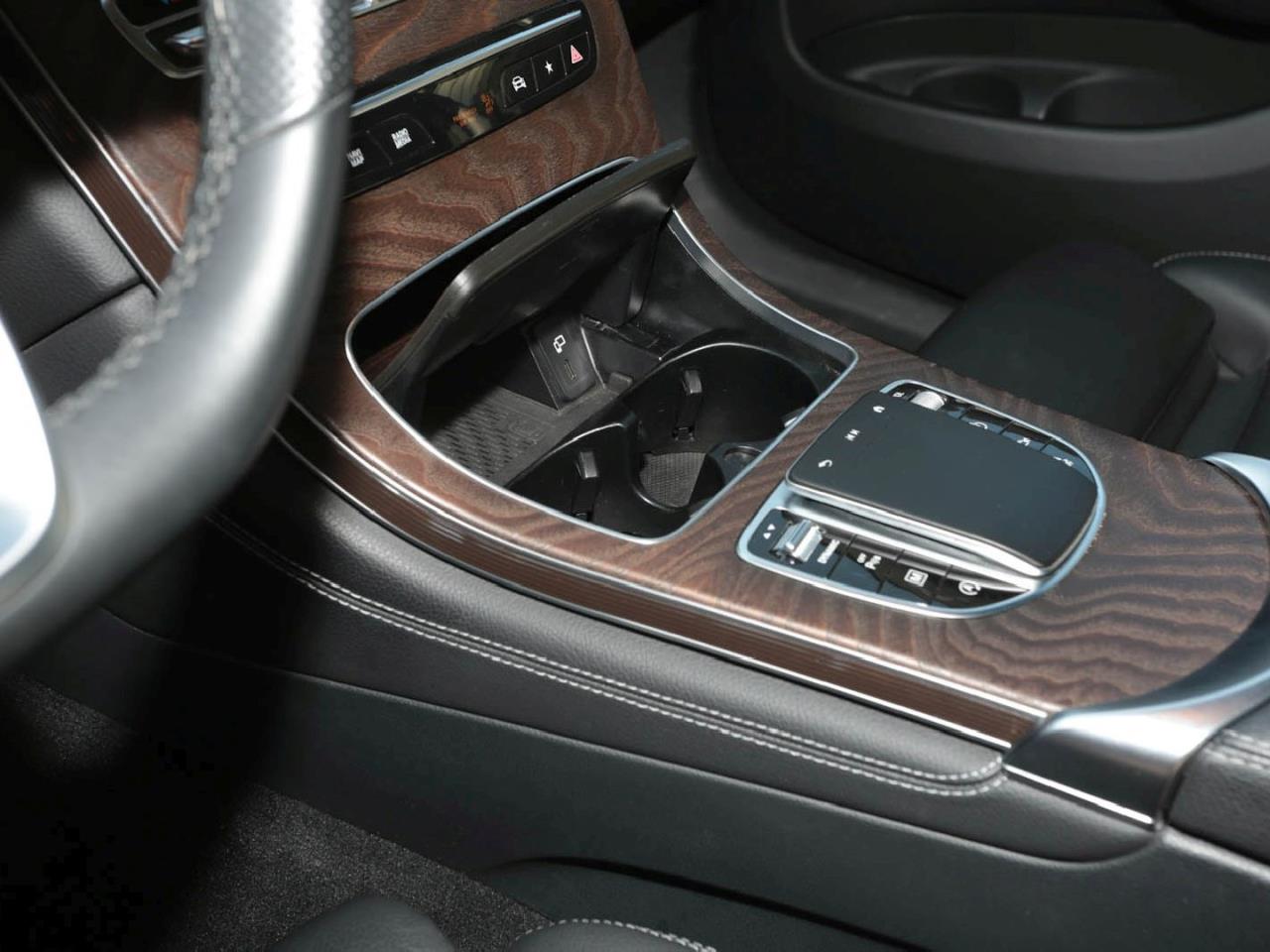 Mercedes-Benz GLC 400 d 4M AMG Night Panorama Distronic 360° Mercedes-Benz GLC 400 d 4M AMG Night Panorama Distronic 360°