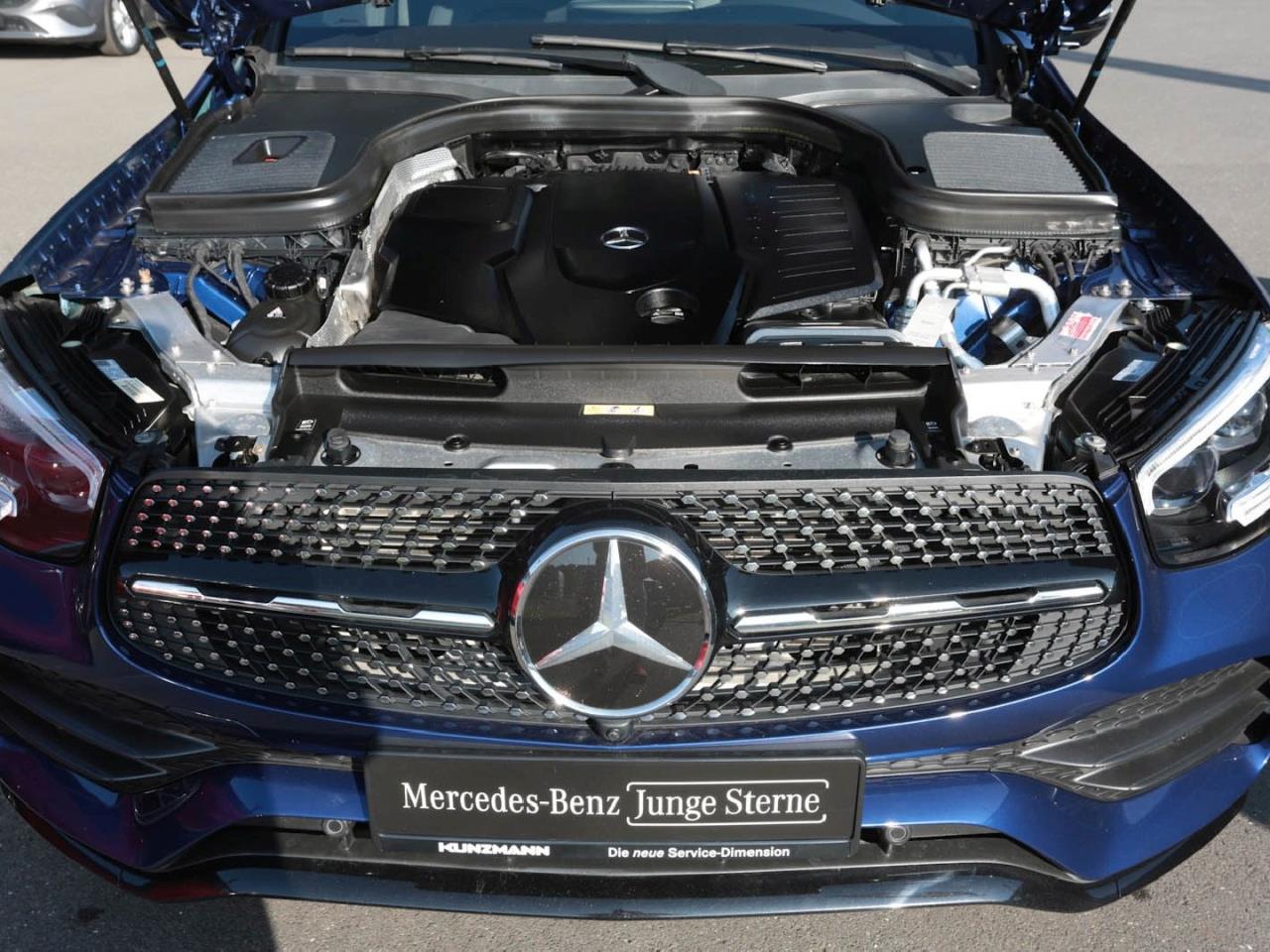 Mercedes-Benz GLC 400 d 4M AMG Night Panorama Distronic 360° Mercedes-Benz GLC 400 d 4M AMG Night Panorama Distronic 360°