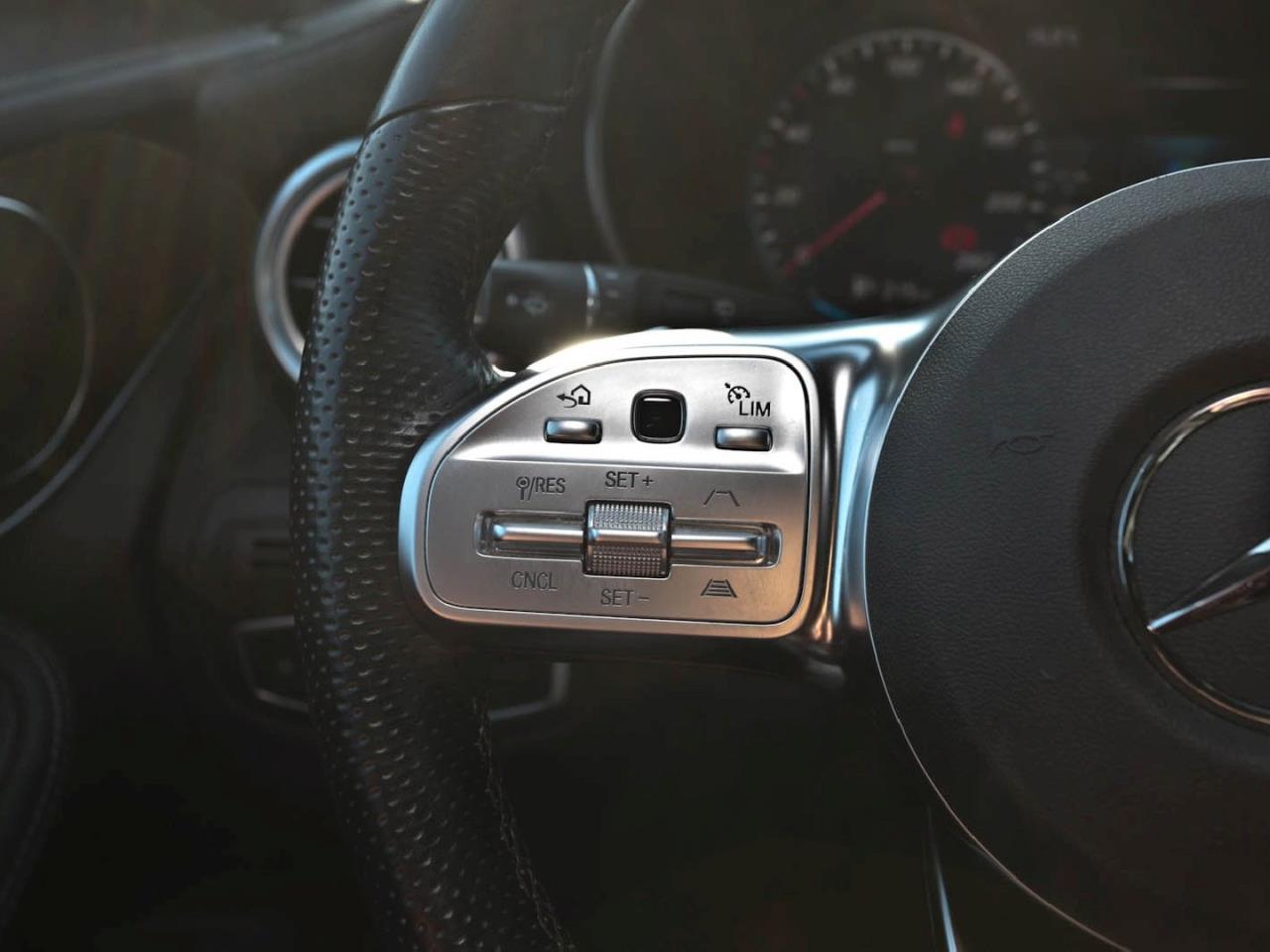 Mercedes-Benz GLC 400 d 4M AMG Night Panorama Distronic 360° Mercedes-Benz GLC 400 d 4M AMG Night Panorama Distronic 360°