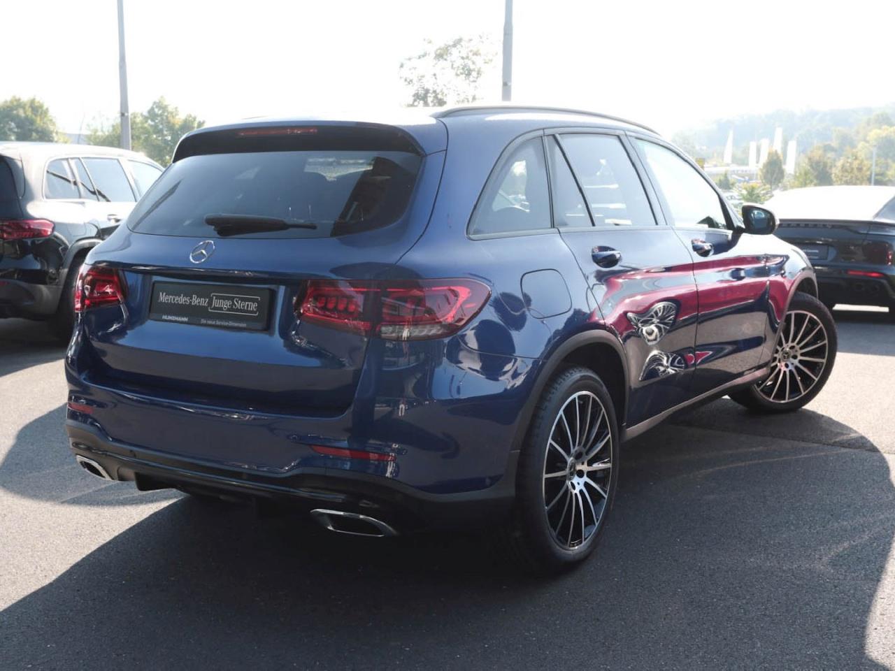 Mercedes-Benz GLC 400 d 4M AMG Night Panorama Distronic 360° Mercedes-Benz GLC 400 d 4M AMG Night Panorama Distronic 360°