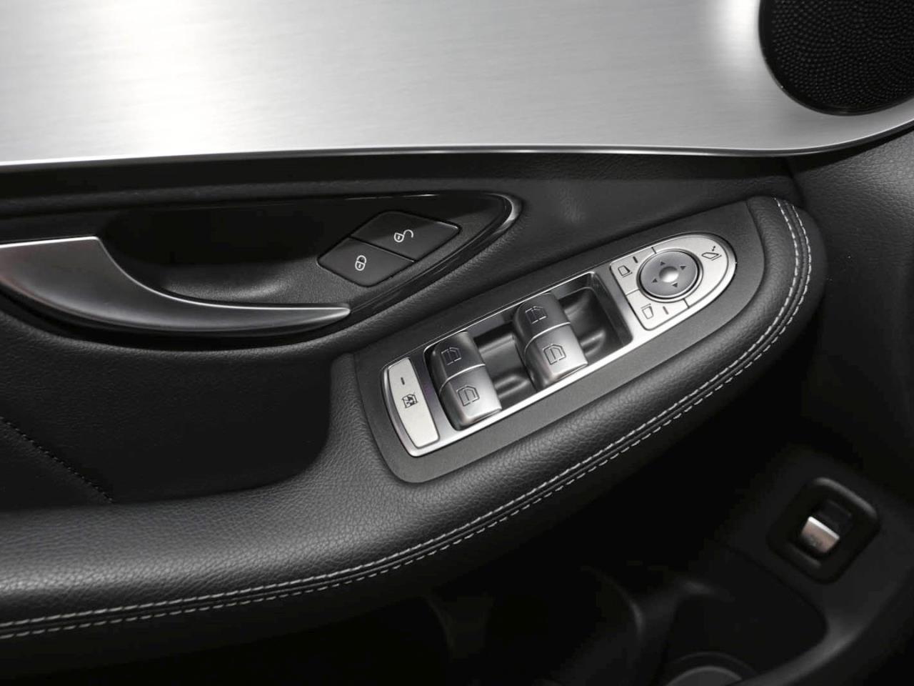 Mercedes-Benz GLC 400 d 4M AMG Night MBUXNavi+ Panorama 360°