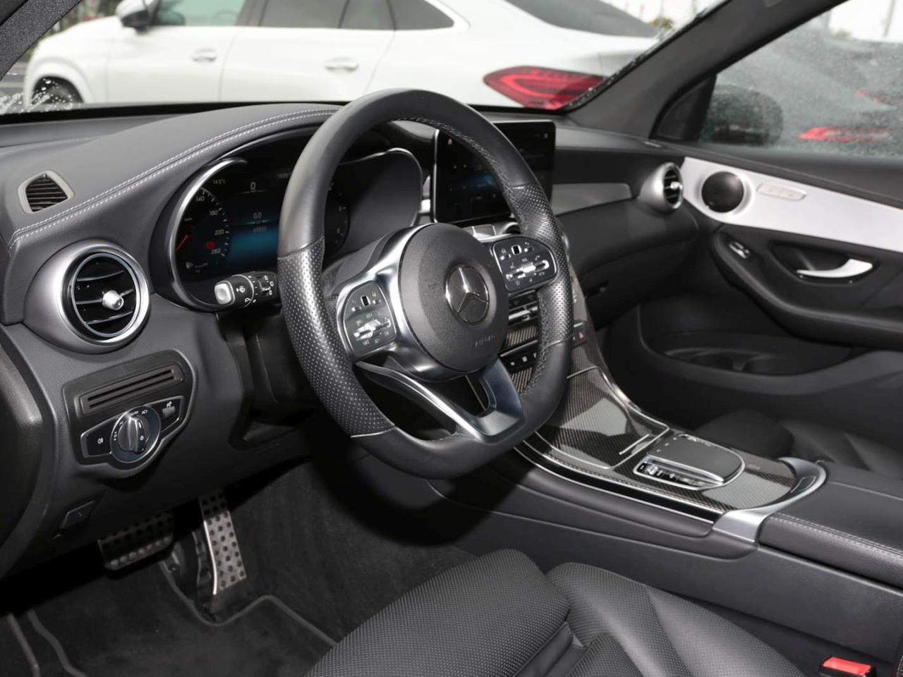 Mercedes-Benz GLC 400 d 4M AMG Night MBUXNavi+ Panorama 360° Mercedes-Benz GLC 400 d 4M AMG Night MBUXNavi+ Panorama 360°