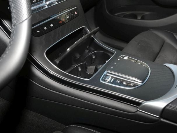 Mercedes-Benz GLC 400 d 4M AMG Night Distronic EasyP AHK Kamera Mercedes-Benz GLC 400 d 4M AMG Night Distronic EasyP AHK Kamera