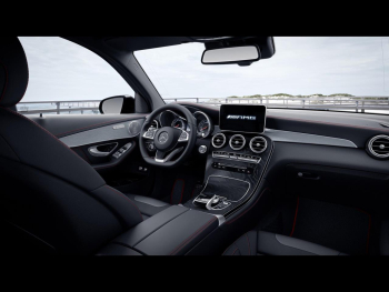 Mercedes-Benz GLC 43 AMG 4M Comand Panorama AHK Kamera EasyPack