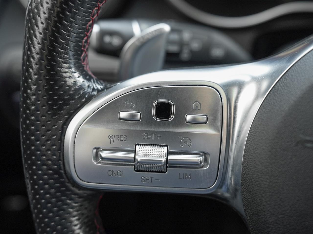 Mercedes-Benz GLC 43 AMG 4M Night Standheizung Panorama AHK