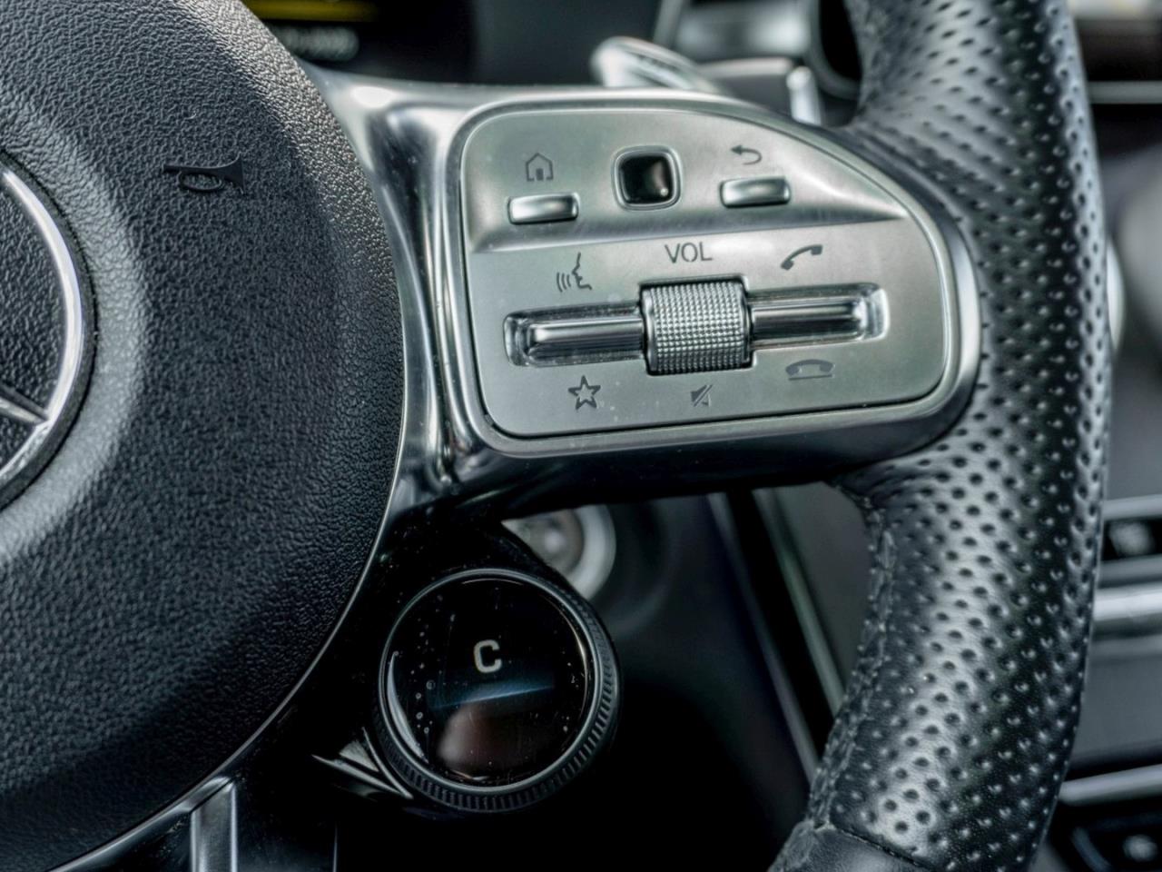 Mercedes-Benz GLC 63 AMG S 4M+ Night Panorama AHK Distronic Mercedes-Benz GLC 63 AMG S 4M+ Night Panorama AHK Distronic