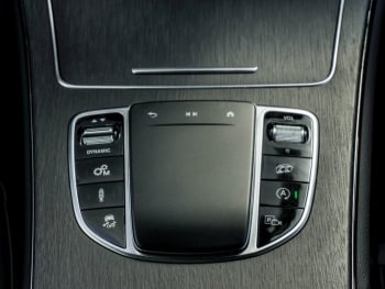 Mercedes-Benz GLC 63 AMG S 4M+ Night Panorama AHK Distronic Mercedes-Benz GLC 63 AMG S 4M+ Night Panorama AHK Distronic