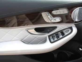 Mercedes-Benz GLC 63 AMG S 4M+ Panorama Burmester SpurP 360° Mercedes-Benz GLC 63 AMG S 4M+ Panorama Burmester SpurP 360°