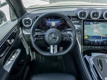 Mercedes-Benz GLC 200 4M AMG Panorama Kamera Memory Easy-P AHK