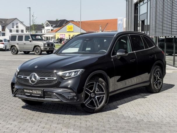 Mercedes-Benz GLC 200 4M AMG Panorama Kamera Memory Easy-P AHK