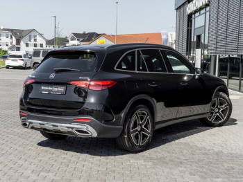 Mercedes-Benz GLC 200 4M AMG Panorama Kamera Memory Easy-P AHK