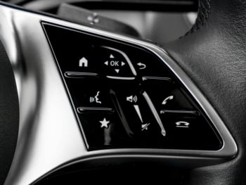 Mercedes-Benz GLC 200 4M Avantgarde Panorama Standheizung 360°